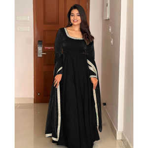 Séquence de broderie multi-fils de créateur Robe de soirée de travail avec Dupatta - Product Image 4