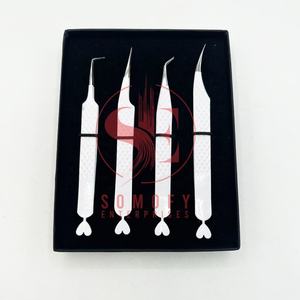 แหนบหนีบขนตาทำจากสเตนเลสสตีลแบบญี่ปุ่น90องศาอุปกรณ์เสริมความงามแบบเรียบสีเงินทนทานยั่งยืน - Product Image 5