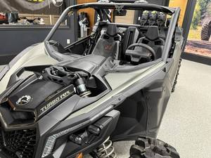 NORCH 2026 Can-Am Maverick X3 X MR TURBO RR 64 UTV PARA ADULTOS - Product Image 5