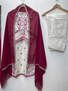 Salwar Kameez en soie blanche brodé avec dupatta rouge, robe de mariage traditionnelle indienne pakistanaise pour femmes, longueur au sol, boutique - Product Image 4