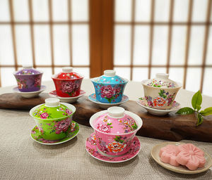 Tasse à thé chinoise en céramique Gaiwan bleue à fleurs colorées avec couvercle et soucoupe - Product Image 5