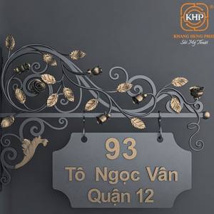 Numéro de maison en fer forgé de haute qualité avec support de montage, design classique KHP, artisanat durable pour villa et maison de luxe - Product Image 2