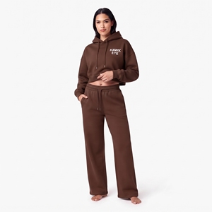 Conjunto de Sudadera Corta Marrón y Pantalones Deportivos Anchos para Mujer, Algodón Felpa, Impresión de Logotipo Personalizado, Fabricación al Por Mayor - Product Image 6