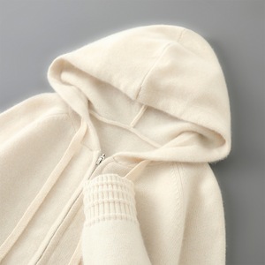 Pull à capuche zippé en maille pour homme, couleur unie, décontracté, pour l'automne, manches longues, avec poches - Product Image 2