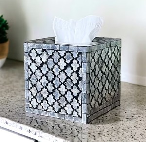Elegante Caja para Pañuelos Hecha a Mano con Incrustaciones de Madreperla, Mosaico de Conchas Decorativo, Arte de Lujo, Regalo Elegante para la Familia - Product Image 4