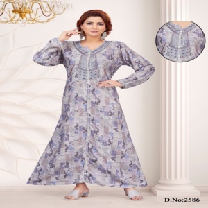 Kaftan en rayonne à imprimé numérique avec broderie au cou et travail Aari fait main, Jalabiya Mukhawar de qualité supérieure - Product Image 1