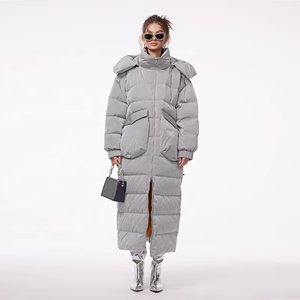 Dernier design de veste longue matelassée pour femmes, manteau à capuche rembourré en polyester, vêtement d'extérieur chaud pour l'hiver - Product Image 5