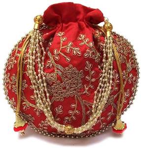 Sac à main Potli brodé de perles de qualité supérieure pour femmes, avec un artisanat traditionnel décoratif, idéal pour les mariages et les festivals - Product Image 4