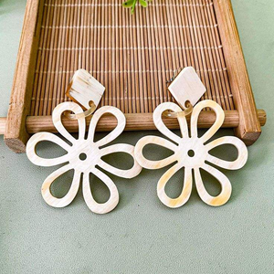 <b>Top</b> Rated 100% Natural Eco-Friendly Handmade Modern Horn <b>Earrings</b> for Women Fashion India Jewelry with Natural Crafts - Product Image 1