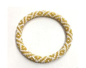 Vente flash - Qualité assurée - Fabriqué au Népal - Dernier design - Bracelets tendance pour femmes - Perles en verre crochetées à la main - Haute qualité - Ahana's Good - Product Image 1