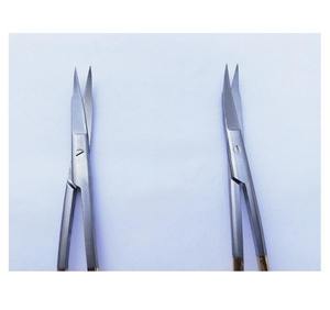 กรรไกรโค้งทังสเตนคาร์ไบด์ TC เกรดผ่าตัดแบบแมนนวล ยี่ห้อโกลด์แมน ฟ็อกซ์ คุณภาพพรีเมียมและคุณภาพสูง ขนาด 13 ซม. ด้ามจับเคลือบทองสีดำ - Product Image 2