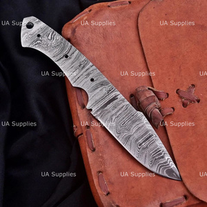 Cuchillo de Supervivencia, Caza y Camping UA Supplies de Alta Calidad, Hoja Fija de Acero de Damasco Afilada como una Navaja, con Orificio para el Dedo, Punta Caída, 8 Pulgadas, 0.5mm - Product Image 3