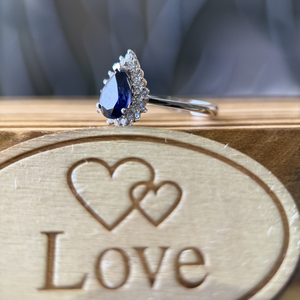 Bague de fiançailles pour femme en or blanc 14 carats plaqué rhodium, diamant de laboratoire de 1,50 carat, halo de 0,25 carat, pierres latérales, éternité complète, IGI - Product Image 3