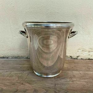 Seau à glace artisanal en métal pour champagne, vin, bière de qualité supérieure, idéal pour restaurants, hôtels, bars, traiteurs, fêtes et événements. - Product Image 3