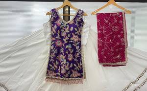 Women <b>Lehenga</b> Choli Set Embroidered Floral Top Purple <b>Skirt</b> Green Dupatta Traditional Indian Pakistani Wedding Wear - Product Image 3