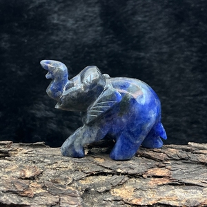 Chakralume Sodalite <b>Elephant</b> Hand Carved Natural Gemstone Figurine Intuition Clarity Feng Shui Decor Wholesale - Product Image 4