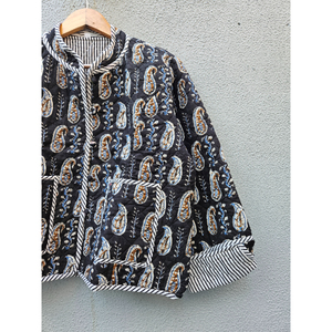 Manteau matelassé imprimé pour femme, col montant, boutons sur le devant, poches plaquées, veste en tricot, vêtement d'extérieur décontracté pour l'automne, cadeau pour elle - Product Image 3