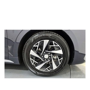 Hyundai Grandeur Exclusive, Modelo Abril 2022, con 70,038 km, Volante a la Izquierda, Caja de Cambios Automática, Asientos de Cuero, Cámara Trasera - Product Image 5