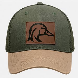 Gorra Trucker de Malla Ajustable con Parche de Cuero Premium, Etiqueta Privada OEM - Product Image 3