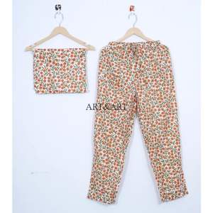 ชุดนอนผ้าฝ้ายอินเดียทำมือสำหรับผู้หญิง ลายดอกไม้พิมพ์ลายลำลอง พร้อมเสื้อและชุดนอนงานฝีมือ พร้อมกระเป๋า - Product Image 2