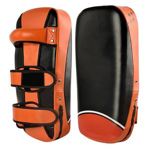 2026 Nuevas almohadillas tailandesas de cuero duradero de Corea del Sur al por mayor a bajo precio, objetivo de patada para <span class=keywords><strong>Muay</strong></span> <span class=keywords><strong>Thai</strong></span> y Taekwondo - Product Image 4