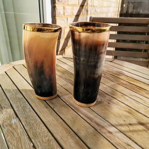 Copa de Vino Tinto Hecha a Mano con Cuerno de Búfalo Natural, Copa de Alta Calidad con Diseño de Medio Quemado, Copa de Vino Corta Personalizada Tallada - Product Image 1