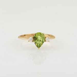 แหวนหมั้นเพอริดอทสีเขียว เงินแท้ 925 ชุบทอง 14K รูปทรงลูกแพร์ พลอยแท้รับรองคุณภาพ ของขวัญ - Product Image 5