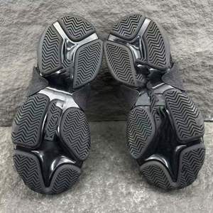 Zapatillas de Diseño Blciga de Alta Calidad, Estilo París, con Triple Adorno de Diamantes de Imitación, Diseño de Neumático con Cielo Estrellado, con Cordones, para Hombre y Mujer, con Suela Gruesa - Product Image 6