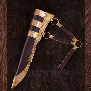 Cuchillo Vikingo Forjado a Medida, Cuchillo de Supervivencia Bushcraft de Acero de Damasco con Mango de Madera y Latón, Cuchillos OEM - Product Image 2