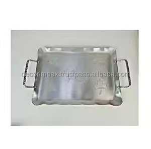 Plateau plaqué or en aluminium design pour plateau de service décoratif de table de qualité durable disponible en conception personnalisée - Product Image 1