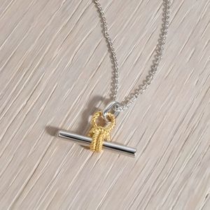 สร้อยคอแบบปรับได้สองสี จี้ทองเหลืองแบบเกลียว ขายส่งขั้นต่ำน้อย - Product Image 3