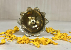 Lampe Diya en laiton pour la Puja, décoration d'intérieur, Diya traditionnelle pour la prière hindoue, temple, autel, méditation, culte spirituel, festival - Product Image 5