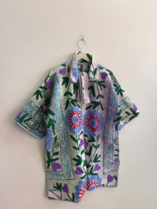 Veste courte vintage Kantha Suzani à manches courtes, faite à la main, brodée, style bohème - Product Image 3