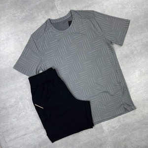 Men's Sporty Gray Geometric Printed Short Sleeve T-Shirt and Black Shorts <b>Set</b> Quick Dry <b>Knitted</b> Polyester Summer Wear - Product Image 1