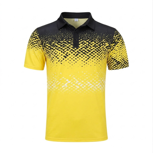 Chemise personnalisée pour homme, respirante, sublimée, tendance, jaune et noir, pour le golf, athlétique, coupe ajustée, 100% coton, motif géométrique - Product Image 1
