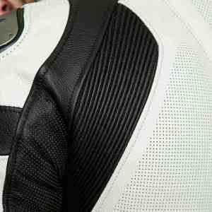 Traje de Motociclismo de Cuero de Alta Calidad Unisex, Dos Piezas, Diseño Personalizado, Transpirable, Cuero Premium, Servicio OEM - Product Image 6