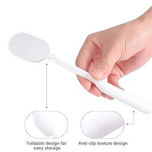 Espejo de Maquillaje Artístico Glamuroso Contemporáneo con Iluminación, Aumento 3X, Espejo Cosmético de Doble Cara - Product Image 3