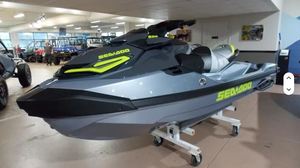 Sea-Doo RXT-X 325 รุ่นปี 2024-2025 ของแท้ 100% ขายดี พร้อมส่งและจัดส่งรวดเร็ว - Product Image 5