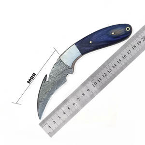 Cuchillo de Caza de Acero de Damasco Hecho a Mano con Mango de Madera Resistente para Bushcraft y Equipo de Supervivencia - Product Image 1