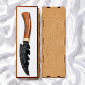 Couteau en obsidienne noire avec manche en bois sculpté, objet d'art de collection - Product Image 2