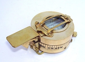 Bussola Nautica Vintage in Ottone con Quadrante Solare e Gnomone Pieghevole, Strumento di Navigazione Marittima Fatto a Mano, Bussola Tascabile Antica - Product Image 3