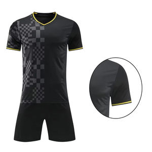 Meilleurs uniformes de football respirants à séchage rapide, design sublimé, 100% polyester, vêtements d'équipe - Product Image 4