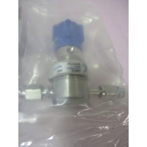 Régulateur de pression de gaz AMAT 3800-01084 - Équipements et pièces semi-conductrices de renommée mondiale à la fois fiables et durables - Product Image 2