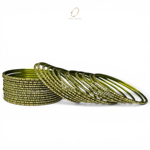Ensemble de bracelets indiens en or plaqué or scintillant, couleur olive, pour femmes, pour occasions festives, prix de gros - Product Image 3