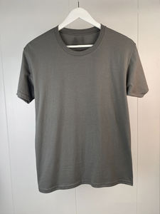 T-shirt en coton uni pour homme, tissu doux, manches courtes, col rond, confortable, vêtement décontracté pour impression en gros - Product Image 1