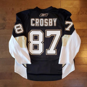 Vêtements de sport respirants pour hommes, maillot de hockey sur glace sur mesure, fabriqué au Pakistan, maillot de hockey avec logo, maillot d'équipe de hockey - Product Image 6