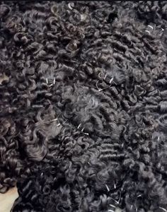 Vente chaude 2025 Naturel Bouclés Cheveux Bruts Vrais Indien Donneur Temple Extension De Cheveux Pas Cher Remy Cuticules Cheveux Alignés - Product Image 4