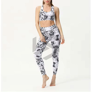 Ensemble de yoga 2 pièces pour femme, taille haute, qualité supérieure, design tendance, personnalisable, écologique, respirant, avec logo frontal, vente en gros - Product Image 4
