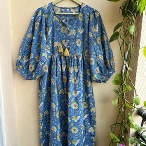 Vestido bohemio de manga larga con cuello redondo y estampado de bloques para mujer, talla grande, estilo hippie, de algodón, a precio de fábrica. - Product Image 1
