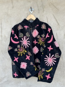 Chaqueta Bomber de Mujer Estilo Boho, Bordada con Flores de Terciopelo, Hecha a Mano, para Invierno/Otoño, Manga Larga, Ecológica - Product Image 6
